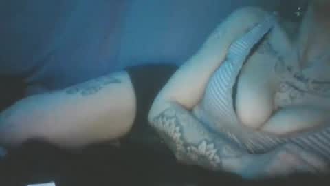 Snapshot of sexxileeah chatting on 01.10.25 sexxileeah online show from 01.10.25
