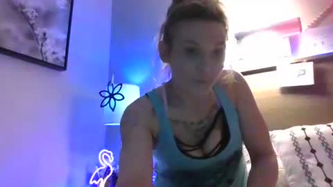 Snapshot of sexxileeah chatting on 01.27.25 sexxileeah online show from 01.27.25