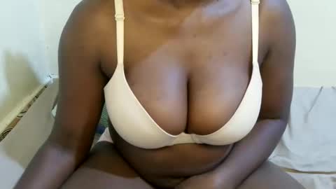 Snapshot of sexxy_maya1 chatting on 05.29.26 sexxy_maya1 online show from 05.29.26