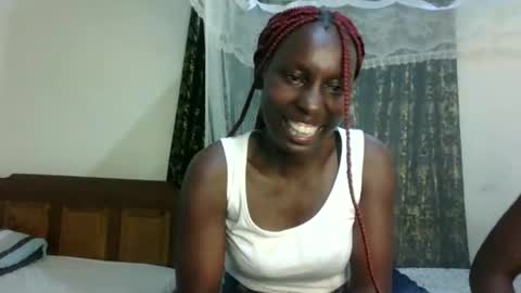 Snapshot of sexxy_melmine chatting on 04.28.26 Dolly online show from 04.28.26