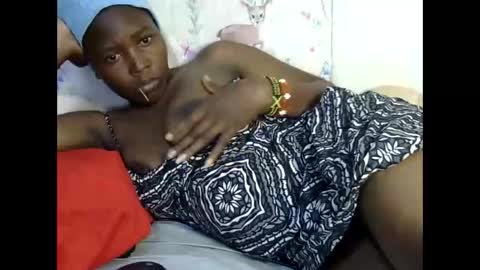 Snapshot of sexxy_princess19 chatting on 10.08.25 Trisha online show from 10.08.25