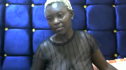 Snapshot of sexxy_triza chatting on 05.10.26 triza online show from 05.10.26