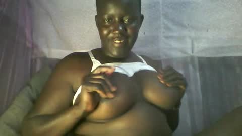 Snapshot of sexxychris123 chatting on 05.17.26 24 online show from 05.17.26