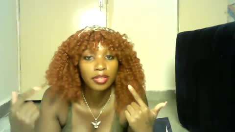 Snapshot of sexy_africana05 chatting on 06.15.26 sexy_africana05 online show from 06.15.26