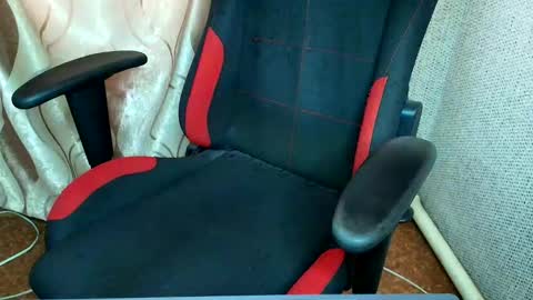 Snapshot of sexy_as_fuck_ chatting on 11.18.25 Jessica Face only in pvt or in snapchat Dont ask more.... online show from 11.18.25