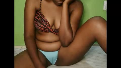 Snapshot of sexy_banice chatting on 02.08.26 sexy_banice online show from 02.08.26