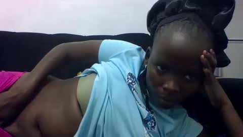 Snapshot of sexy_batush04 chatting on 03.28.26 sexy_batush04 online show from 03.28.26