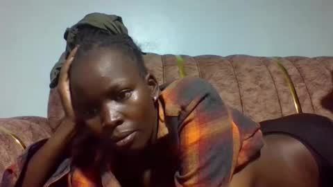 Snapshot of sexy_batush04 chatting on 04.12.26 sexy_batush04 online show from 04.12.26