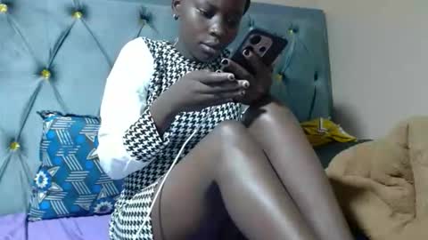 Snapshot of sexy_batush04 chatting on 04.16.26 sexy_batush04 online show from 04.16.26