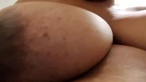 Snapshot of sexy_bbw93 chatting on 10.22.25 sexy_bbw93 online show from 10.22.25