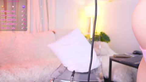 Snapshot of sexy_blonde_doll chatting on 02.28.26 Lina online show from 02.28.26