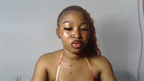 sexy_bluey247 online show from 06.25.26