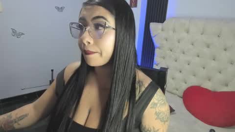  C R I S T A L  online show from 09.21.25