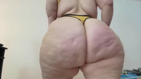 Snapshot of sexy_curvi chatting on 12.19.24 karla           instagram  online show from 12.19.24