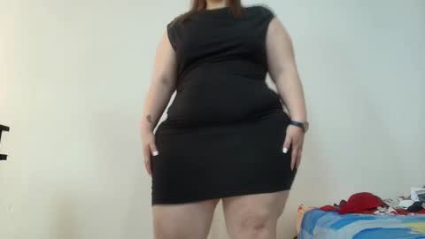 Snapshot of sexy_curvi chatting on 12.22.24 karla           instagram  online show from 12.22.24