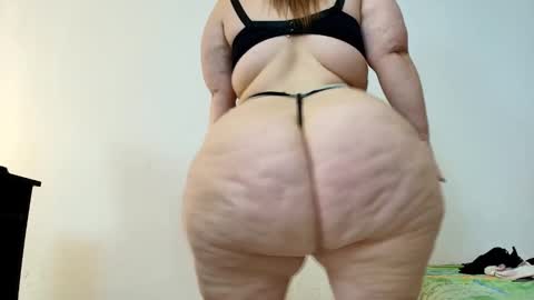 Snapshot of sexy_curvi chatting on 01.21.25 karla           instagram  online show from 01.21.25