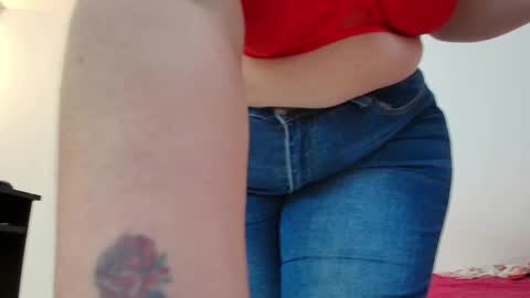 Snapshot of sexy_curvi chatting on 01.27.25 karla           instagram  online show from 01.27.25