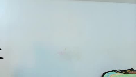 Snapshot of sexy_curvi chatting on 02.25.25 karla           instagram  online show from 02.25.25