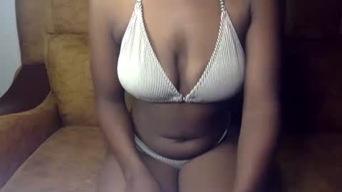 Snapshot of sexy_ellahh chatting on 07.04.26 Ellahh online show from 07.04.26