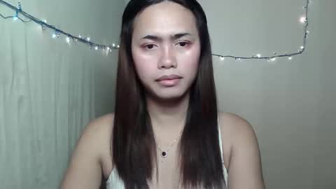 Snapshot of sexy_ellaxx69 chatting on 11.01.25 ella online show from 11.01.25