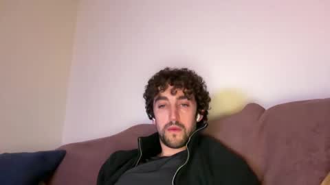 sexy_guy_8 online show from 01.21.25