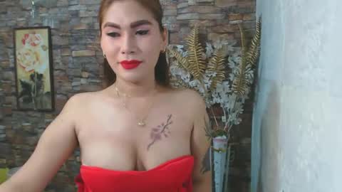 izzy hot28 online show from 01.15.25