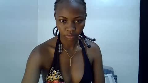 Snapshot of sexy_june20 chatting on 05.19.26 sexy_june20 online show from 05.19.26