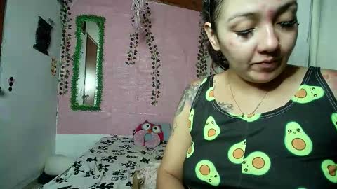 Snapshot of sexy_lolas chatting on 01.18.26 sexy lolas online show from 01.18.26