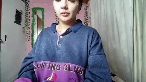 Snapshot of sexy_lolas chatting on 02.15.26 sexy lolas online show from 02.15.26