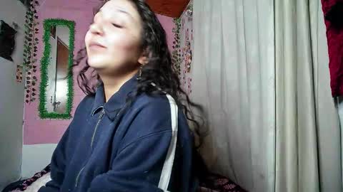 Snapshot of sexy_lolas chatting on 03.14.26 sexy lolas online show from 03.14.26