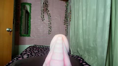 Snapshot of sexy_lolas chatting on 04.12.26 sexy lolas online show from 04.12.26