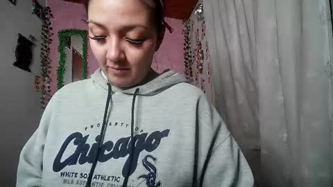 sexy lolas online show from 06.23.26
