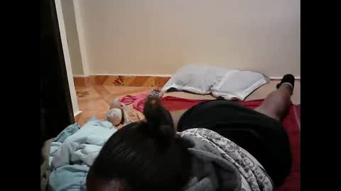 sexy_lunah online show from 05.04.26