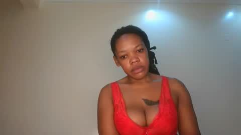 sexy_lyna online show from 04.30.26