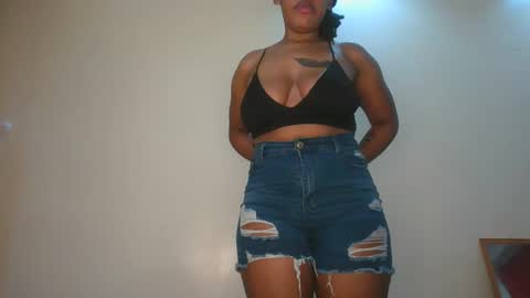 sexy_lyna online show from 05.04.26