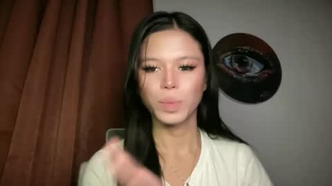 Nicole online show from 05.25.26