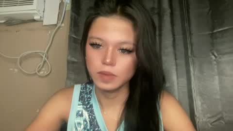 Snapshot of sexy_maevemorexxx chatting on 06.21.26 Nicole online show from 06.21.26
