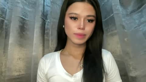 Snapshot of sexy_maevemorexxx chatting on 06.25.26 Nicole online show from 06.25.26