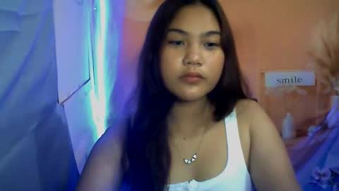 Snapshot of sexy_marie1 chatting on 04.16.26 rose marie online show from 04.16.26