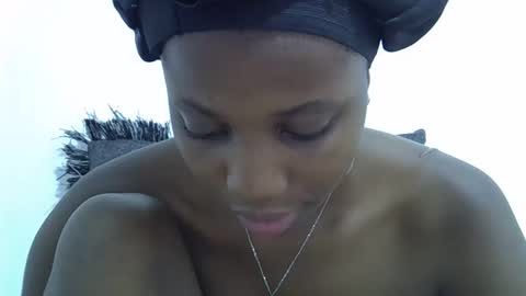 sexy_mayah64 online show from 04.27.26