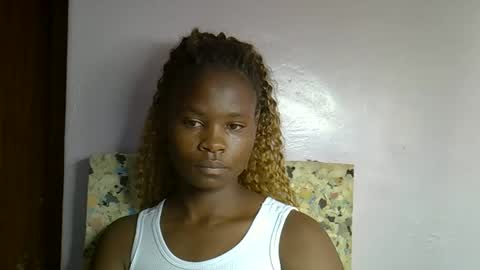 Snapshot of sexy_molyne chatting on 01.16.26 Molyne online show from 01.16.26