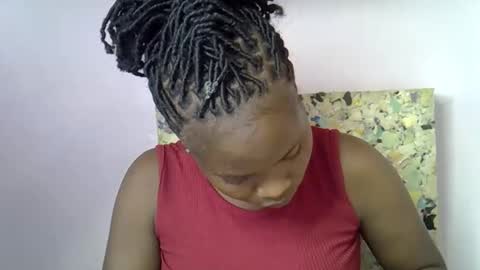 Snapshot of sexy_molyne chatting on 02.13.26 Molyne online show from 02.13.26