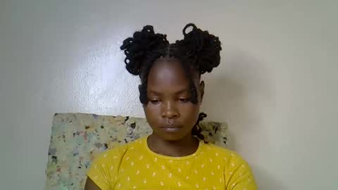 Snapshot of sexy_molyne chatting on 03.11.26 Molyne online show from 03.11.26