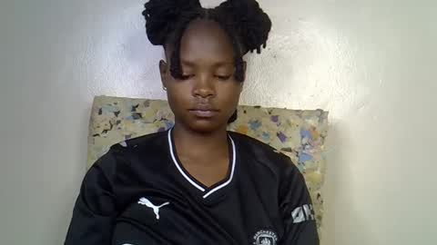 Snapshot of sexy_molyne chatting on 03.12.26 Molyne online show from 03.12.26