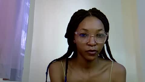 Snapshot of sexy_narohah chatting on 09.30.25 Narohah online show from 09.30.25