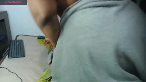 Snapshot of sexy_night_bm chatting on 01.11.25 Jhoana online show from 01.11.25