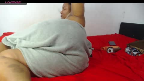 Snapshot of sexy_night_bm chatting on 02.09.25 Jhoana online show from 02.09.25