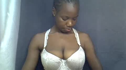 Snapshot of sexy_peach4 chatting on 07.06.26 sexy_peach4 online show from 07.06.26