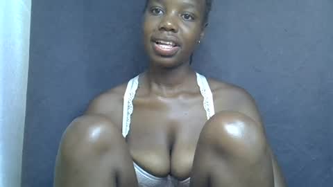 Snapshot of sexy_peach4 chatting on 07.10.26 sexy_peach4 online show from 07.10.26