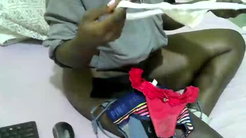 Snapshot of sexy_quincy1 chatting on 01.20.25 Sexy Quincy online show from 01.20.25